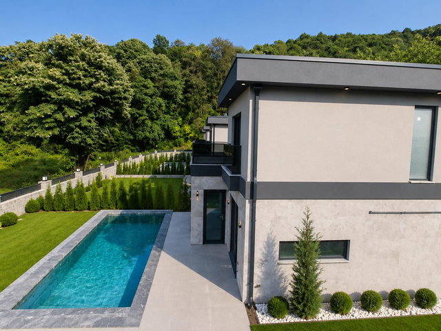 REMAX MAVİ MURAT GENÇLER'DEN SAPANCA'DA MÜSTAKİL HAVUZLU VİLLA