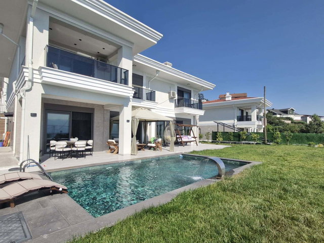 REMAX MAVİ MURAT GENÇLER'DEN ESENTEPE'DE AYRICALIKLI BİR YAŞAM