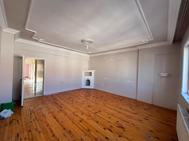 REMAX İLKE'DEN ŞÜKRÜPAŞA'DA 3+1 KİRALIK DAİRE