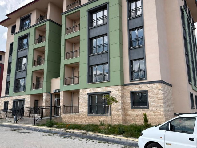 REMAX İLKE'DEN HİLALKENT TOKİ'DE 3+1 KİRALIK DAİRE