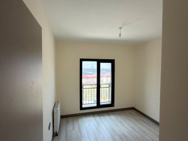 REMAX İLKE'DEN HİLALKENT TOKİ'DE 3+1 KİRALIK DAİRE