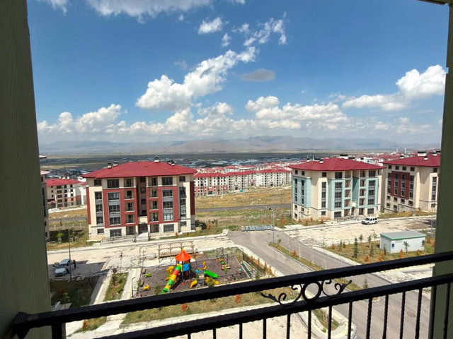 REMAX İLKE'DEN HİLALKENT TOKİ'DE 3+1 KİRALIK DAİRE