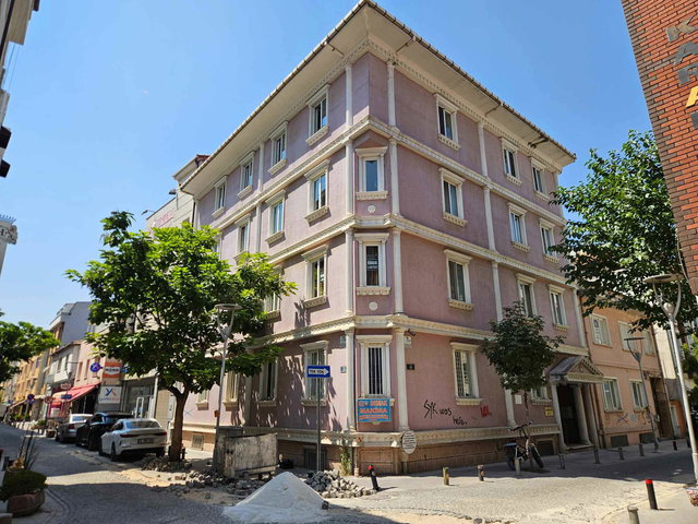 REMAX MOD'DAN İSTİKLAL MAH. SATILIK 1+0 DAİRE EŞYALI KİRACILI