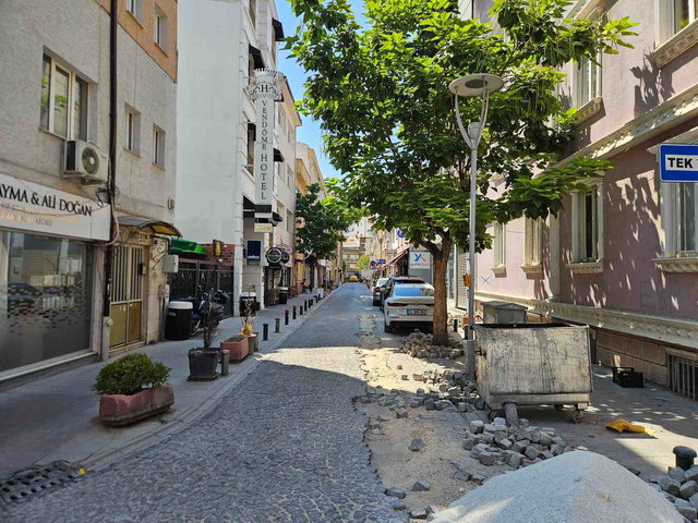 REMAX MOD'DAN İSTİKLAL MAH. SATILIK 1+0 DAİRE EŞYALI KİRACILI