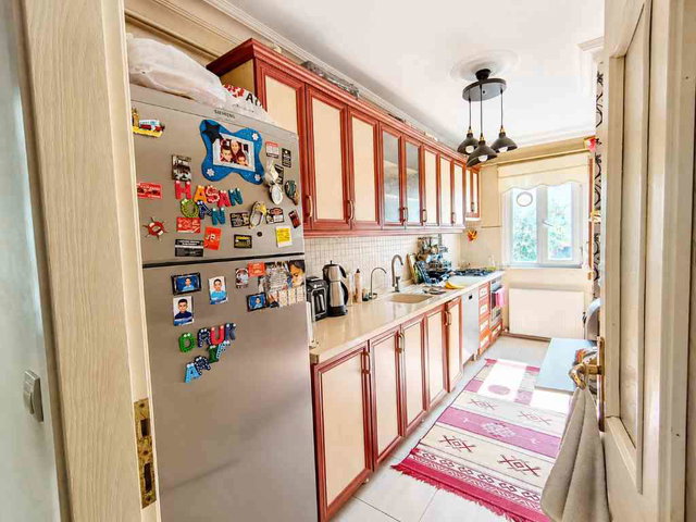 ÜMRANİYE KUMRU CADDESİ'NDE SATILIK 2+1 DAİRE
