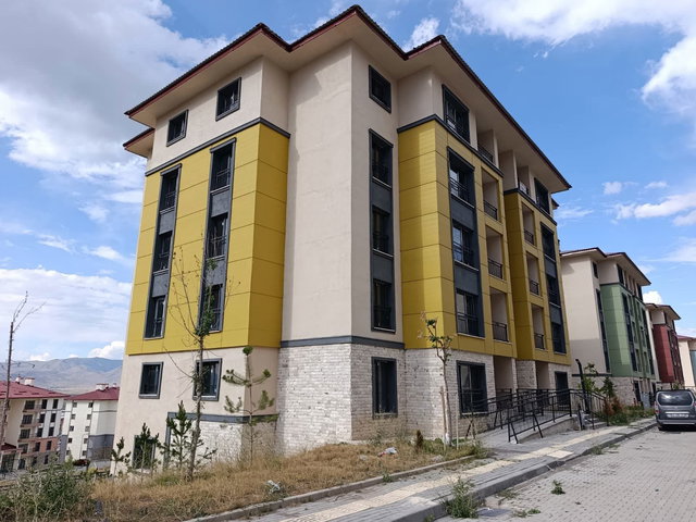 REMAX İLKE'DEN SOĞUKÇERMİK TOKİ'DE 2+1 KİRALIK DAİRE