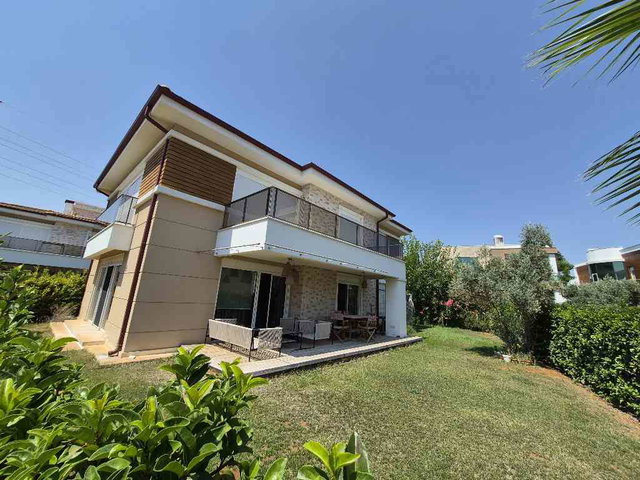 DÖŞEMEALTI LİKYA PARK KONAKLARINDA 4+1 KİRALIK VİLLA