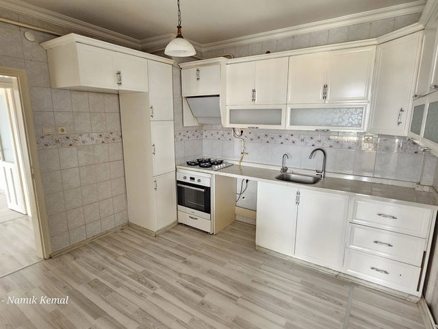 REMAX İLKE'DEN KAYAKYOLU'NDA 3+1 KİRALIK DAİRE
