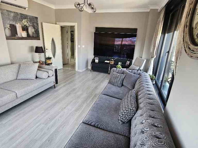BOSTANCI ANA CADDE ÜZERİ GENÇ BİNADA NET 75 M2 SATILIK 2+1 DAİRE