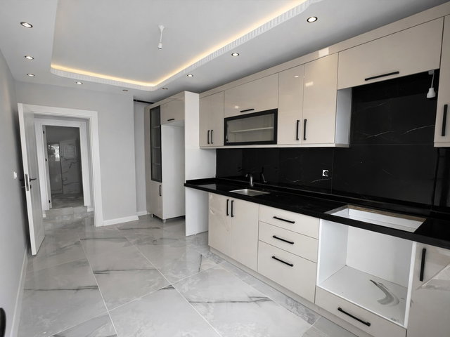 KREDİYE UYGUN S.SÖĞÜTLER MARMARAYA YAKIN 4+1 LÜKS DUBLEKS DAİRE