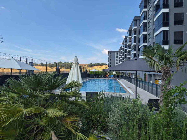 REMAX ADVANTAGE''DEN KİRALIK KAYAPA/ÇELTAŞ 180 LOCA DA HAVUZLU FERAH DAİRE