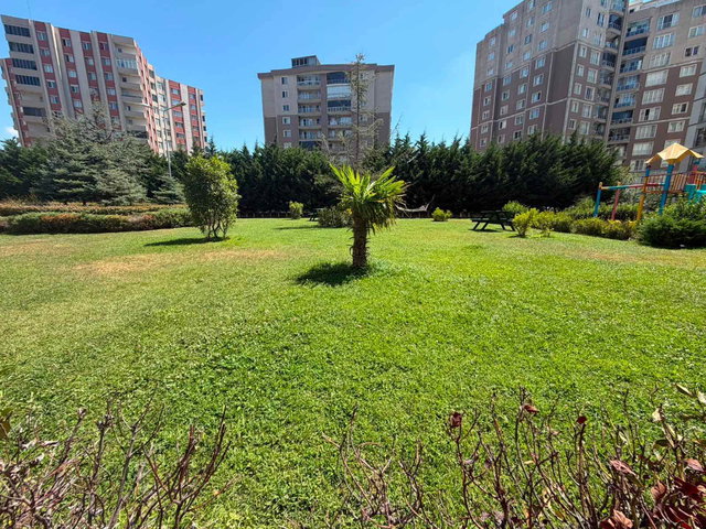 MAVİ SU EVLERİNDE PEYZAJ MANZARALI, GENİŞ VE FERAH 3+1 DAİRE