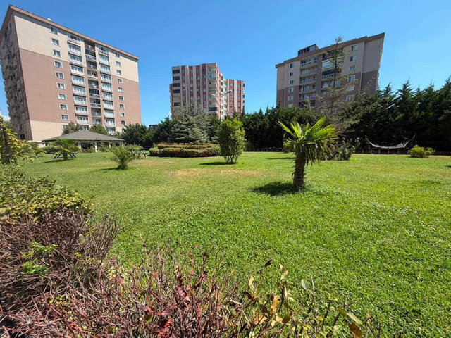 MAVİ SU EVLERİNDE PEYZAJ MANZARALI, GENİŞ VE FERAH 3+1 DAİRE