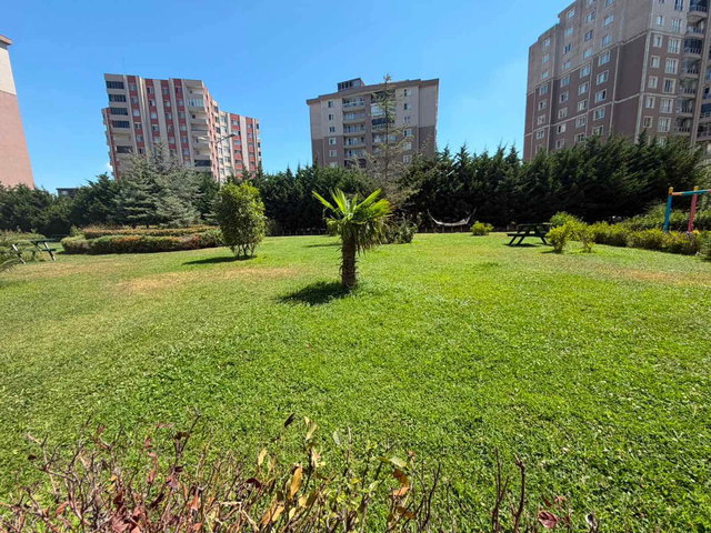 MAVİ SU EVLERİNDE PEYZAJ MANZARALI, GENİŞ VE FERAH 3+1 DAİRE