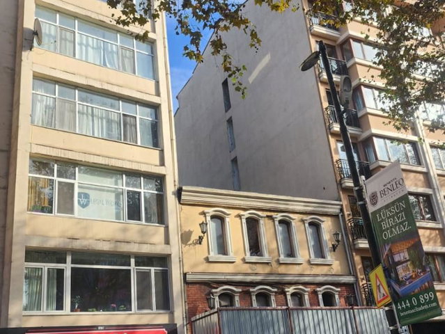 ŞİŞLİ MERKEZ MAH’DA 4+2 DUBLEKS | TERASLI, 200 M² NET, MERKEZİ ISITMA