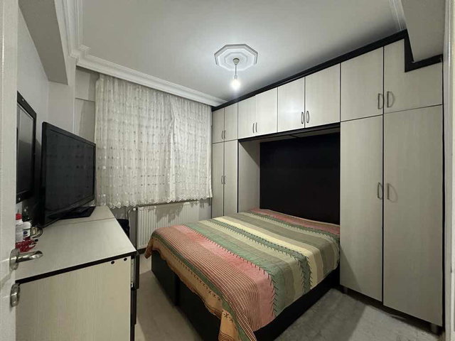 CEVATPAŞA MAH. TADİLATLI BALKONLU 2+1 SATILIK DAİRE