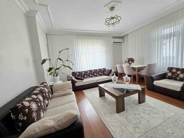ÜMRANİYE İHLAMURKUYU 2+1 METROYA YAKIN SATILIK DAİRE