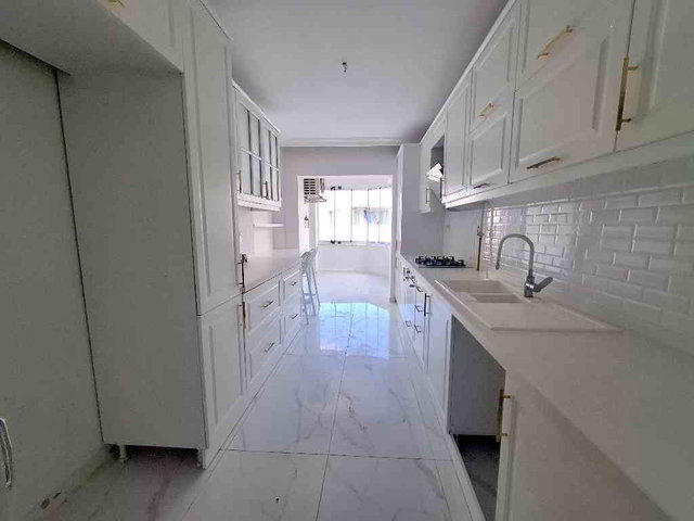 ÇEKMEKÖY EKŞİOĞLU BEŞYILDIZ 5.ETAP SATILIK 3+1 DAİRE HAVUZ CEPHE