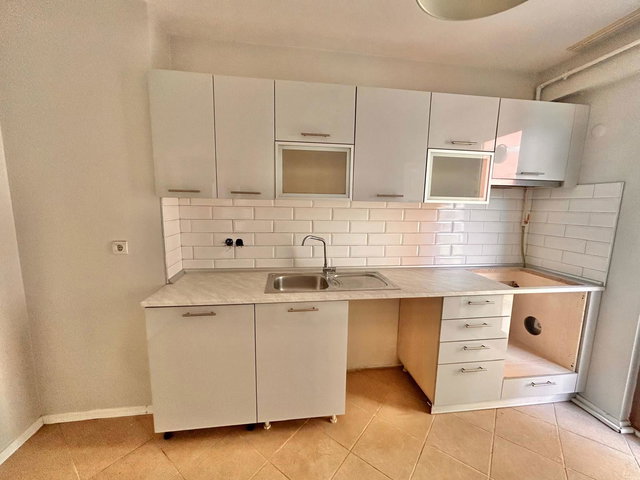 SANCAKTEPE SARIEVLER SITESI 2+1 ARA KAT KIRALIK DAIRE_EBRU MEMIÇ