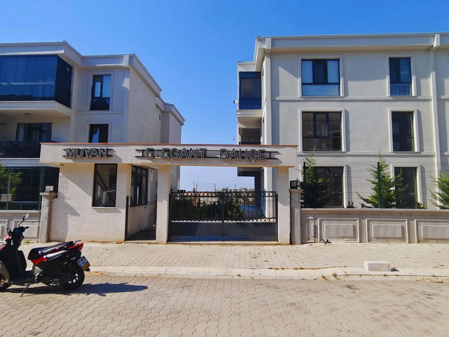 NUSRATIYEDE MUYAN ELEGANT BAHÇE SİTESİ FULL EŞYALI KİRALIK 1+1