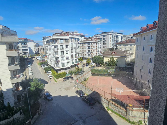 ÇEKMEKÖY ÇATALMEŞE MAH 3.KATTA  2+1 KİRALIK DAİRE