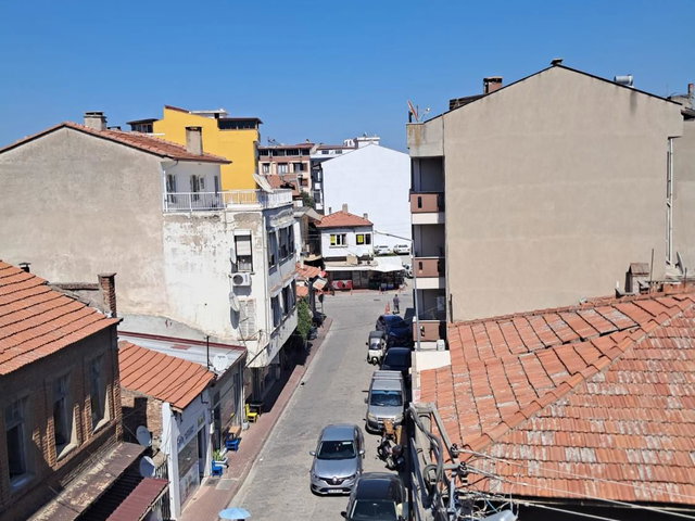 BURHANIYE KOCACAMI DE KIRALIK DAIRE ( ÖĞRENCIYE)