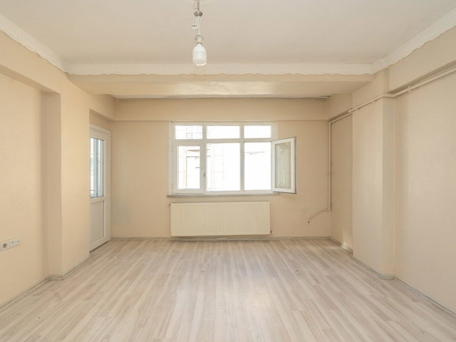 REMAX GELİŞİMDEN İSTİKLAL MAHALLESİNDE 2+1 KİRALIK DAİRE