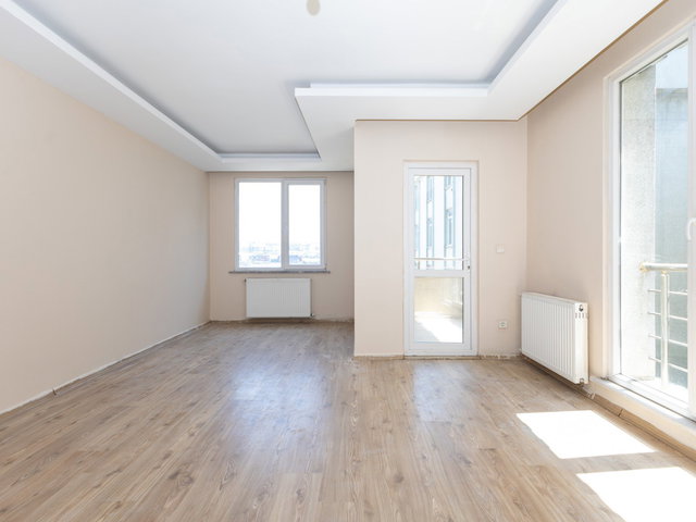 BEYLİKDÜZÜ YAKUPLU'DA GENİŞ-KULLANIŞLI-FERAH 2+1 KİRALIK DAİRE