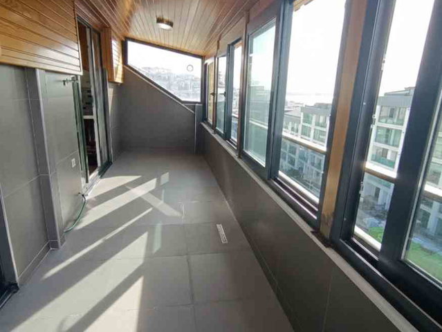 BÜYÜKÇEKMECE DENİZ MANZARALI LÜX YAPILI DUBLEX 3+2 SATILIK DAİRE