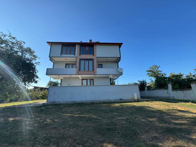 REMAX SOFT'TAN KOCAALİ KADIKÖY MAH. 2184 M2 İÇİNDE SATILIK BİNA