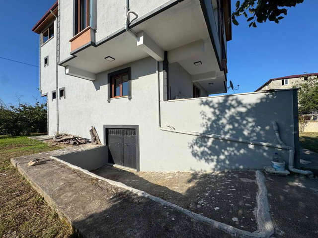 REMAX SOFT'TAN KOCAALİ KADIKÖY MAH. 2184 M2 İÇİNDE SATILIK BİNA