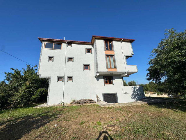 REMAX SOFT'TAN KOCAALİ KADIKÖY MAH. 2184 M2 İÇİNDE SATILIK BİNA
