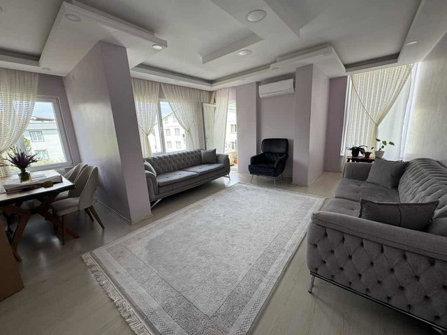 KARAMÜRSEL’DE 3+1 | 185 M² BRÜT | 2 BANYOLU | BALKONLU | ÇİFT CEPHELİ SATILIK DAİRE