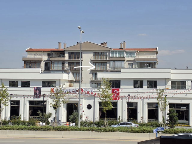 BAĞLICA MERKEZDE KİRALIK GENİŞ, FERAH, KULANIŞLI 210 M2 4+1 DAİRE