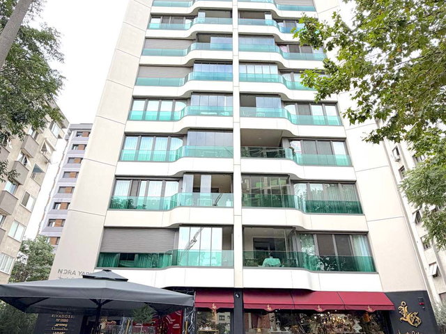 GÖZTEPE'DE BUTİK PROJEDE DENİZ MANZARALI 172 M2 4+1 KİRALIK DAİRE