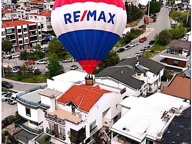 URLA FEVZİ ÇAKMAK’TA 3.5+1 | 160 M² BRÜT | 2 BANYOLU | 3 CEPHELİ FERAH DAİRE