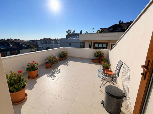 BAKIRKÖY OSMANİYE’DE MERKEZDE 3+2 DUBLEKS | EŞYALI | 220 M² | 3 BANYO