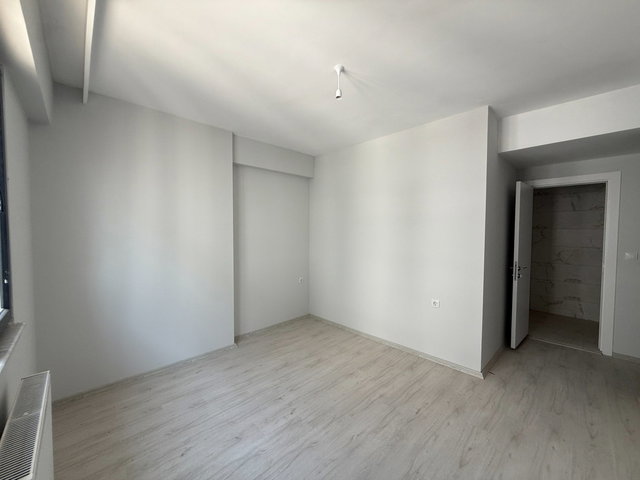 PENDİK KURTULUŞ EVLERİNDE DUBLEKS TERASLI BOŞ DAİRE