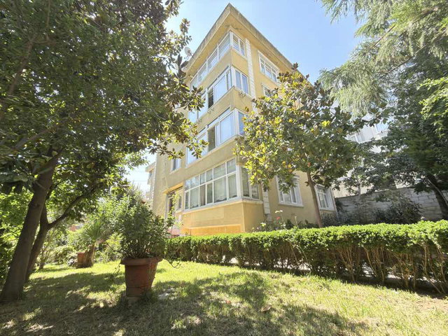 ÜSKÜDAR’DA 3.5+1 | 120 M² BRÜT | BALKONLU | DOĞALGAZ KOMBİLİ | BOŞ KİRALIK DAİRE