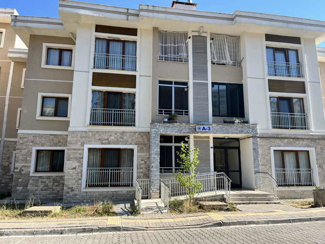 DİLOVASI TOKİ KÖSELERDE 2+1 SATILIK LÜKS DAİRE