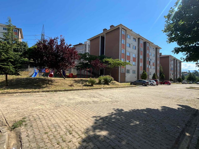 RE/MAX MEYDAN'DAN YILDIZLI TOKİ'DE GÜNEYCEPHE İÇİ TAM YAPILI 1+1