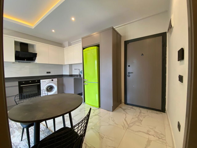 OTEL KONSEPTLİ SUNLİGHT YENI EŞYALI 1+1 DAİRE