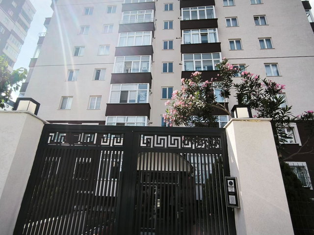 BEYLİKDÜZÜ ADNAN KAHVECİ YEŞİL VADİ KONUTLARI SATILIK 5+2 DUBLEKS DAİRE