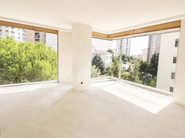 MALTEPE ADATEPE'DE SIFIR EBV.BANYOLU,OTOPARKLI 2+1 SATILIK DAİRE