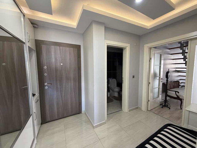 BEYLİKDÜZÜ’NDE PAZAR YANI,ELİTPARK SİTESİ SATILIK 3+2 GENİŞ DUBLEKS DAİRE