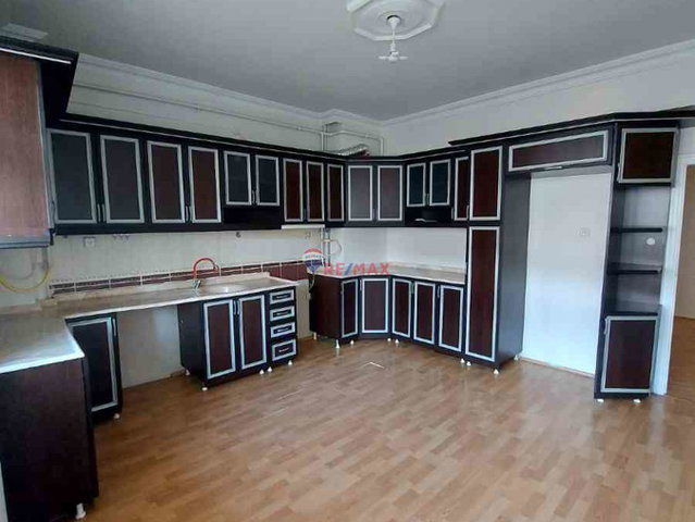 REMAX İLKE'DEN ŞEHİR HASTANESİNE YAKIN 3+1 KİRALIK DAİRE