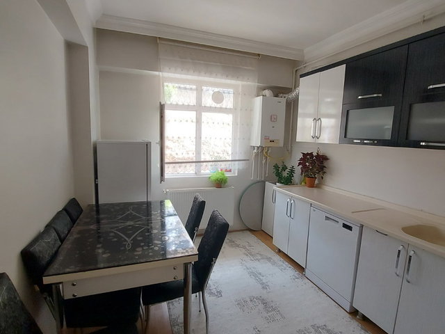 REMAX İLKE'DEN ŞEHİR MERKEZİ'NDE 2+0 SATILIK DAİRE