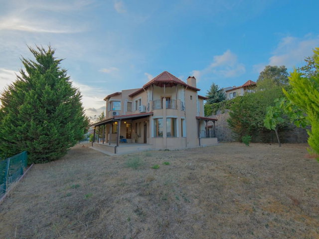 REMAX DREAMDEN ACİL ARIZLI UMUT SİTESİNDE MUHTEŞEM SATILIK VİLLA