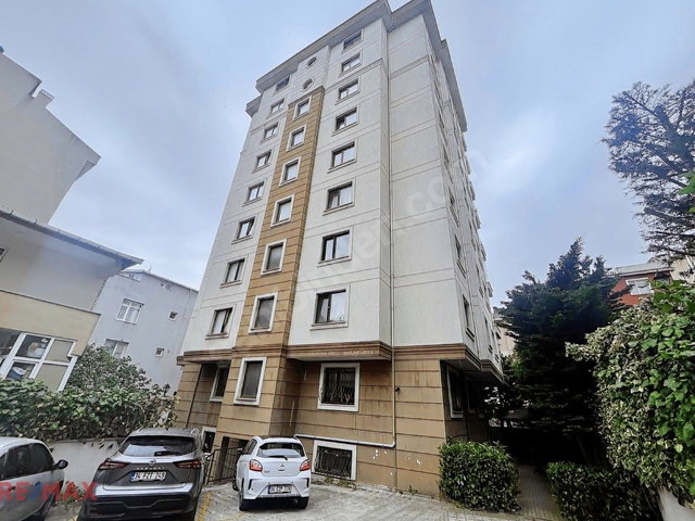 ÜMRANİYE ÇAMLIKTA 110 M2 NET 3+2 TERS DUBLEKS