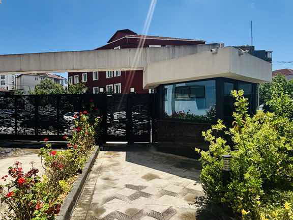 PENDİK FERMAN LİFE SİTESİNDE SATILIK 2+1 METROYA YAKIN DAİRE